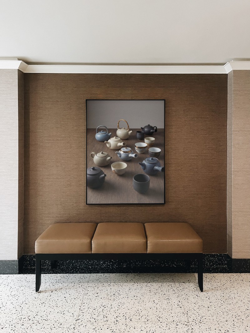 Tranh Nghệ Thuật Ấm Chén Gốm Thủ Công Cao Cấp | Vẻ Đẹp Bảo Tàng mockup