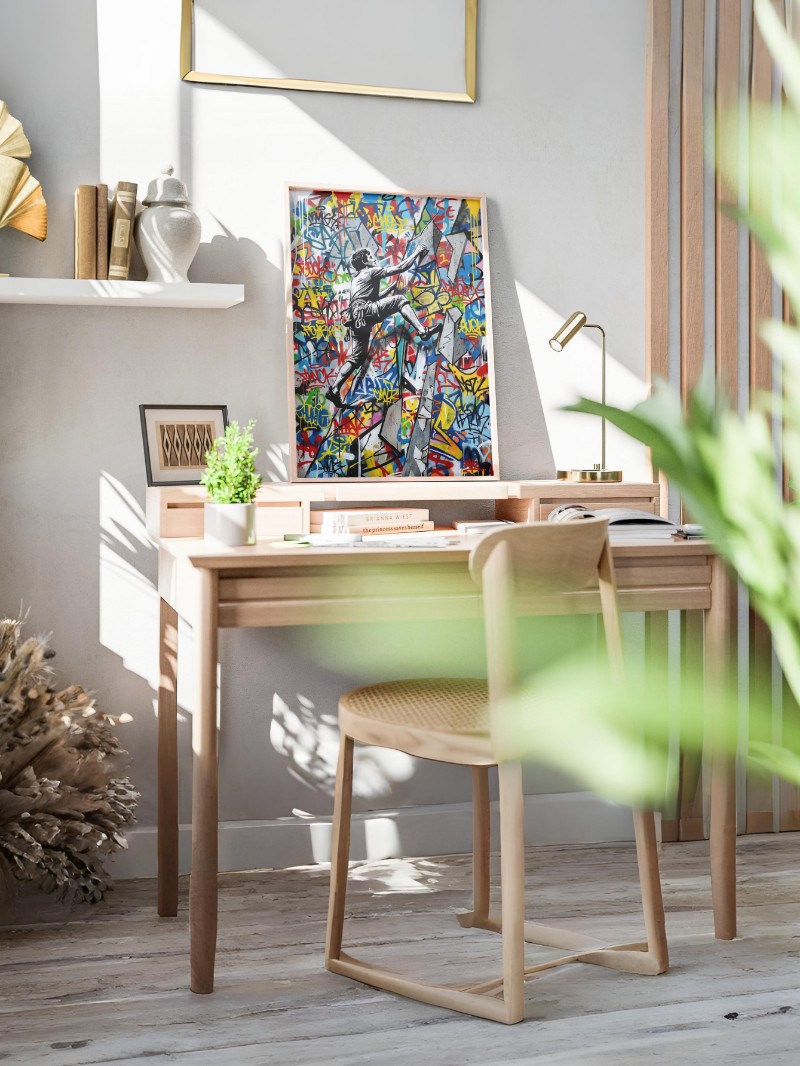 Tranh Đường Phố Người Leo Núi: Biểu Tượng Khát Vọng Hiện Đại mockup